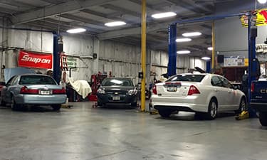 Lake Country Auto Care - Pewaukee, WI Auto Repair & Auto Maintenance Services